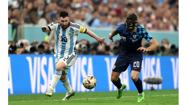 Gvardiol, tras ser "bailado" por Messi: "Algún día les contaré a mis hijos que jugué contra él"