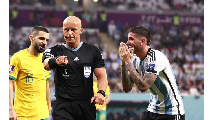El penalazo que no cobró Marciniak, el juez de la final.