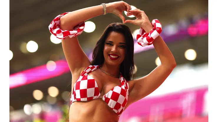 Ivana Knoll, más conocida como Miss Croacia, dice presente en Qatar