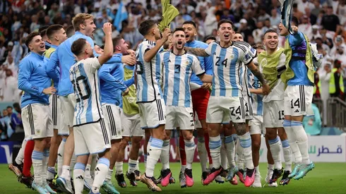 Argentina, otra vez con short y medias blancas ante Croacia