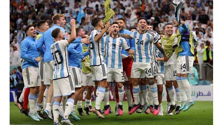 Argentina, otra vez con short y medias blancas ante Croacia