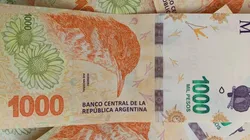 Algunos billetes de 1000 pesos con un error de impresión pueden valer mucho dinero.