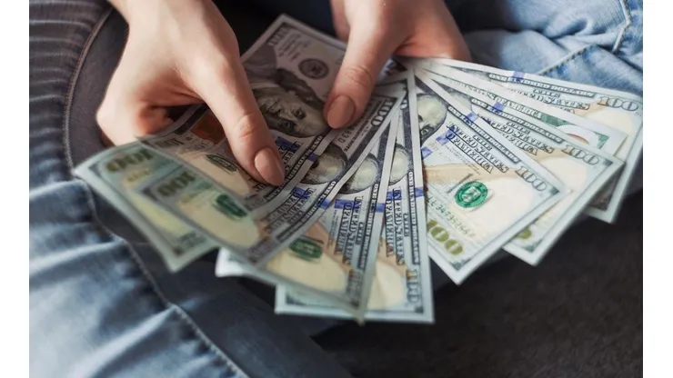 Los coleccionistas de billetes suelen pagar grandes cantidades de dinero a cambio de un billete especial.
