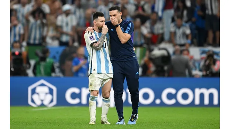 A Scaloni le preguntaron por la pelea Van Gaal-Messi y fue contundente