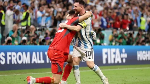 Messi brilló en los 90, Dibu Martínez en los penales: ¡Argentina a semifinales!