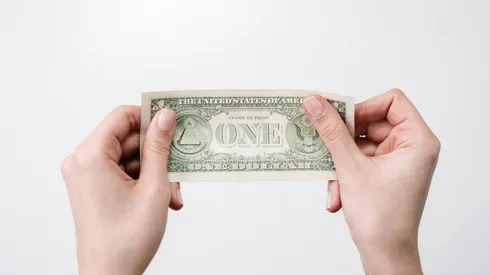 Los billetes de 1 dólar son muy buscados por los coleccionistas.