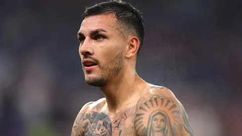 Nos partió al medio: Paredes mostró el regalo argentino que le hizo su abuelo antes de morir