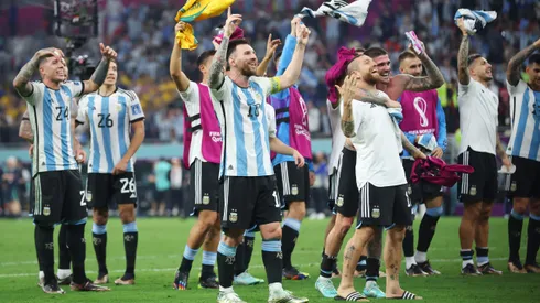 DOHA, QATAR – DECEMBER 03: Argentina players celebrate after the team's victory during the FIFA World Cup Qatar 2022 Round of 16 match between Argentina and Australia at Ahmad Bin Ali Stadium on December 03, 2022 in Doha, Qatar. (Photo by Alex Grimm/Getty Images)