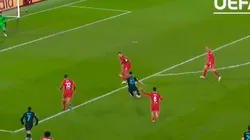 Toda Argentina con él: se viralizó un video de Lautaro haciéndole un golazo a Van Dijk