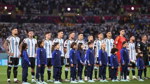 En pleno Mundial, buscan a un titular de la Selección Argentina desde la Premier League