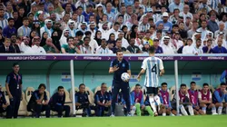 El fútbol se ejecuta con los pies y se juega con la cabeza