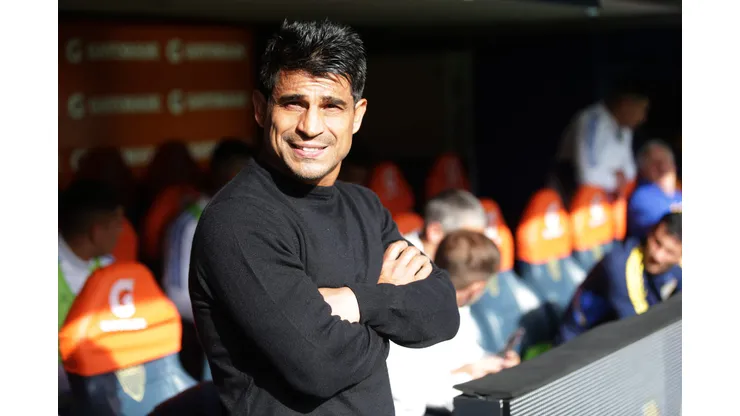 BUENOS AIRES, ARGENTINA - OCTOBER 23: Hugo Ibarra, coach of Boca Juniors, smiles before a match between Boca Juniors and Independiente as part of Liga Profesional 2022 at Estadio Alberto J. Armando on October 23, 2022 in Buenos Aires, Argentina. (Photo by Daniel Jayo/Getty Images)