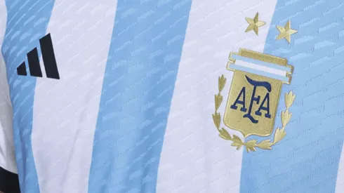 Sorpresa Mundial: ¿Argentina debe cambiar el escudo de su camiseta?