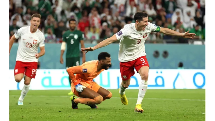 Polonia bajó a Arabia Saudita: ganó 2 a 0 y es líder en el grupo de Argentina