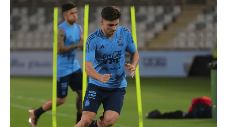 El premio especial que recibió Julián Álvarez en pleno Mundial