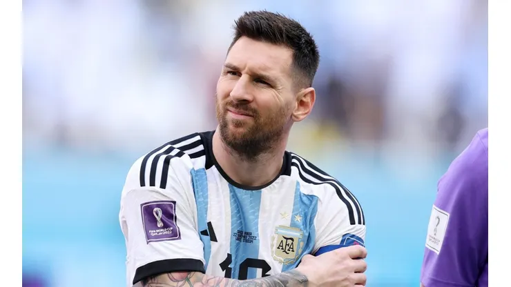 Lionel Messi es el capitán de Argentina en el debut mundialista.