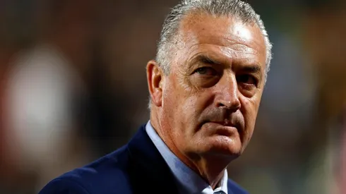 El insólito pedido de Alfaro a uno de sus jugadores para criticar al VAR