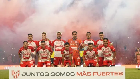 Ascenso a la Gloria: Instituto regresó a Primera División tras empatar con Estudiantes BA