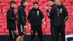 Scaloni demoró la práctica de Argentina.