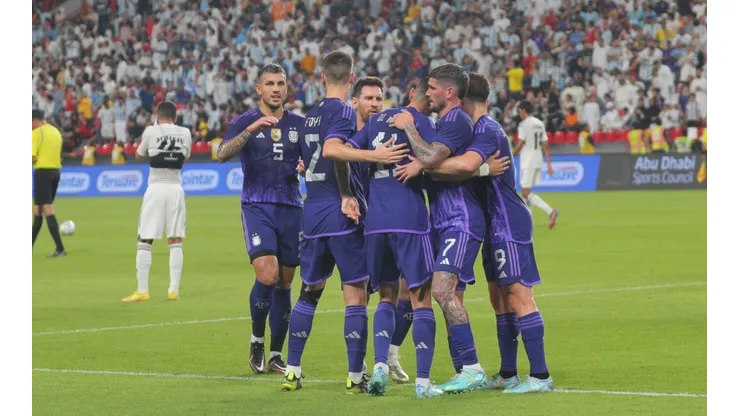 ¿Por esto se enojó Scaloni? Joaquín Correa tenía una molestia y ahora está en duda para el debut