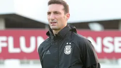 No pueden reemplazarlo: Scaloni lucha contra el reglamento por uno de los lesionados