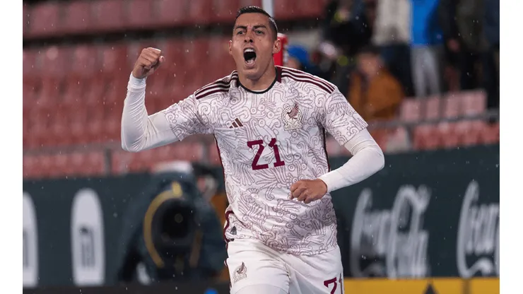 Rogelio Funes Mori, una de las opciones en ataque de la Selección Mexicana