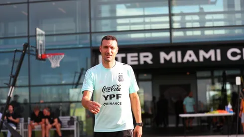 El pedido de Scaloni a FIFA a días del debut de la Selección Argentina en Qatar