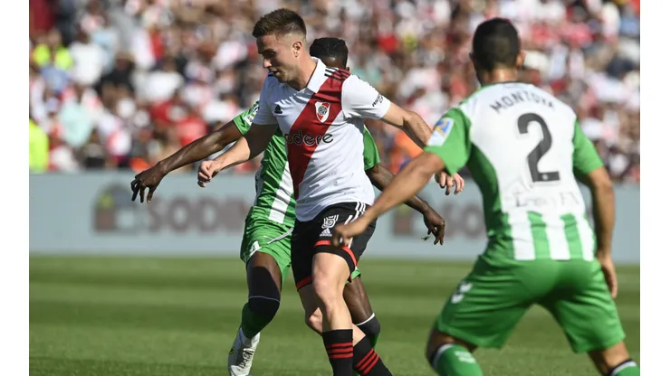 River goleó al Betis.