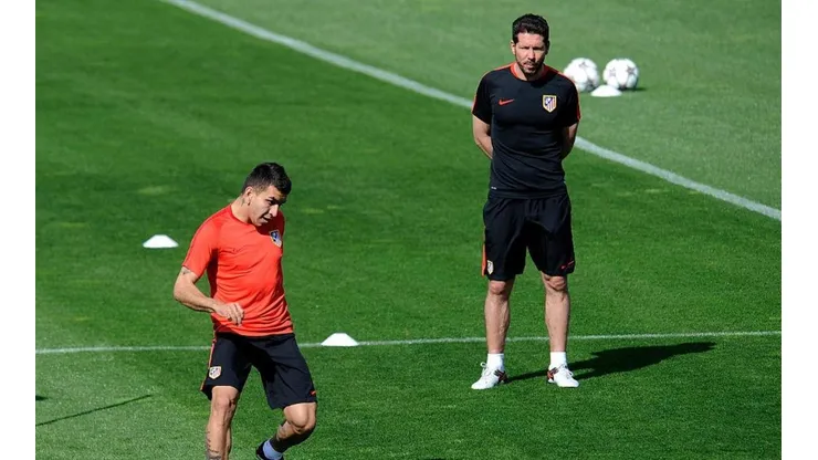 Simeone, tendencia en Twitter ¿por culpa de Angelito Correa?