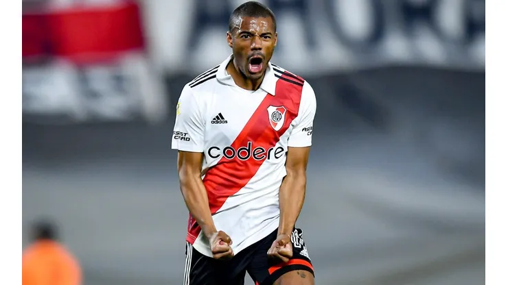 ¿Renueva su contrato? De la Cruz viajaría a Qatar sin firmar su nuevo vínculo con River