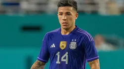 Enzo Fernández, a Qatar.