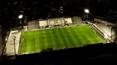 El Estadio Ciudad de Caseros, sede de la final de ida del Reducido de la Primera Nacional 2022