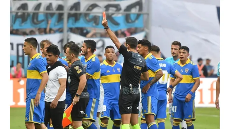 Un referente de Racing arremetió contra los jugadores de Boca.