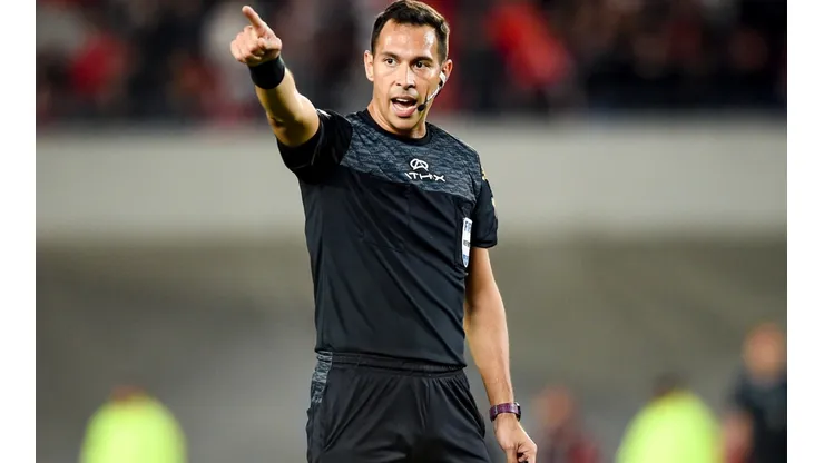 Azzaro reveló de que cuadro son hinchas los árbitros del fútbol argentino