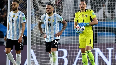 Pezzella le metió púa a Otamendi para jugar en River: "Es fanático"