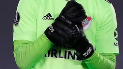 River, a la carga por un arquero.