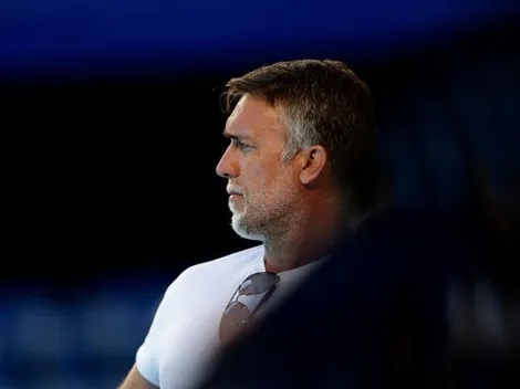 Batistuta envió una propuesta para dirigir a un equipo del fútbol argentino