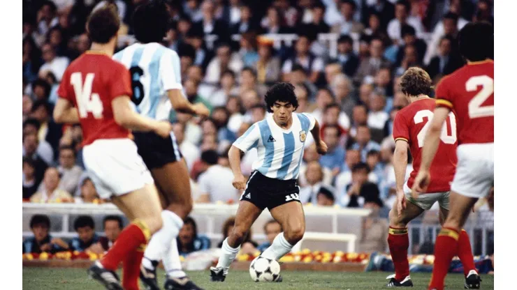 Jugadas inéditas: el increíble video de FIFA para homenajear a Maradona en su cumpleaños