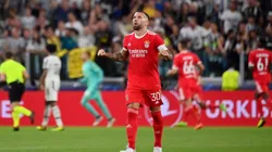 ¿Fue un guiño a River? El tuit de Otamendi que cruzó a los hinchas del Millonario con los del Benfica