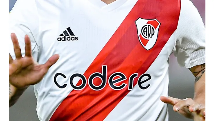 Diablito Echeverri sigue maravillando al mundo River