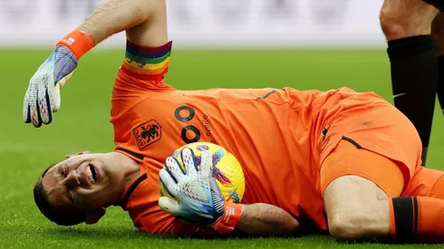 Dibu Martínez encendió las alarmas.