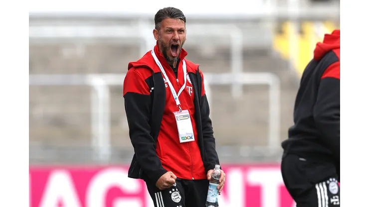 MUNICH, GERMANY - MAY 16: Martin Demichelis, coach of Bayern München celebrates the 2nd team goal during the 3. Liga match between TSV 1860 München and Bayern München II at Stadion an der Gruenwalder Straße on May 16, 2021 in Munich, Germany. (Photo by Alexander Hassenstein/Getty Images)