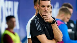 Scaloni no lo puede creer: Otro titular de la Selección se pierde el partido de su equipo por lesión