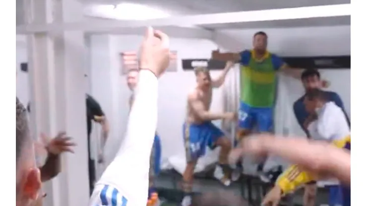 VIDEO | El particular festejo de Marcos Rojo en el vestuario de Boca tras la victoria ante Gimnasia