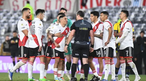 Alerta en River: La dura sanción que podría sufrir Juan Fernando Quintero