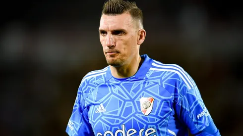 Armani busca seguir haciendo historia en River: la marca que podría romper ante Platense