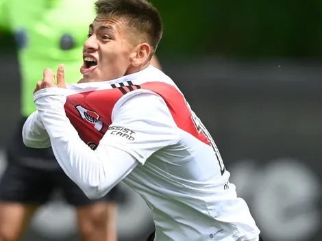 El tuit de River para el Diablito Echeverri después de su primer gol en reserva