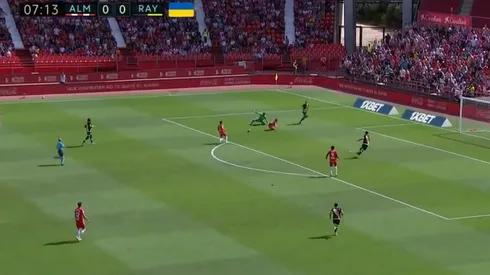 VIDEO | Estreno en La Liga para Robertone, que aprovechó un error en defensa