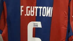 Lass camisetas de San Lorenzo tendrán los nombres mal escritos.