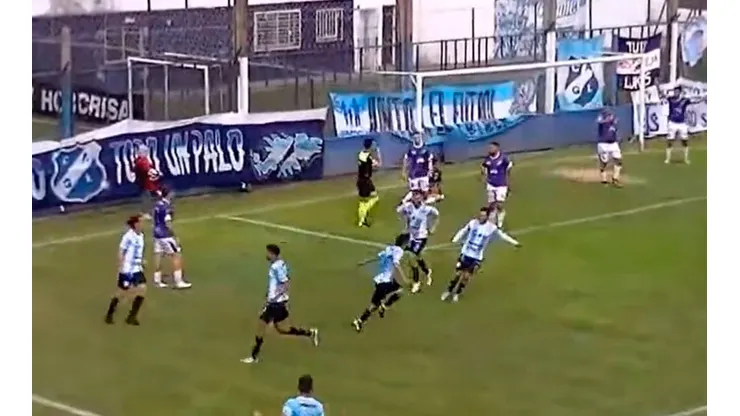 VIDEO | Insólito: el gol fantasma que ayudó a Victoriano Arenas a mantener la categoría